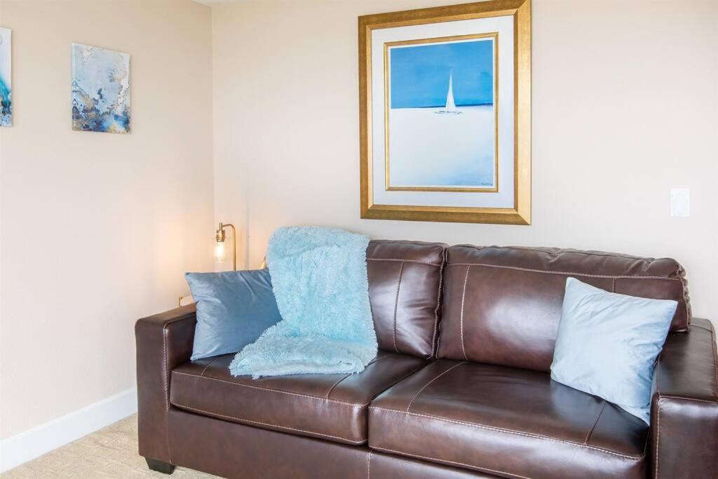 Rockaway Oceanview Condo,Steps To The Beach & Downtown,W&D, Wifi Rockaway Beach Buitenkant foto